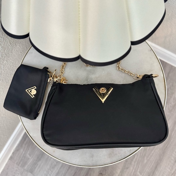 Valentino Orlandi Handbags - Valentino Orlandi Black&Gold Crossbody/Shoulder Bag